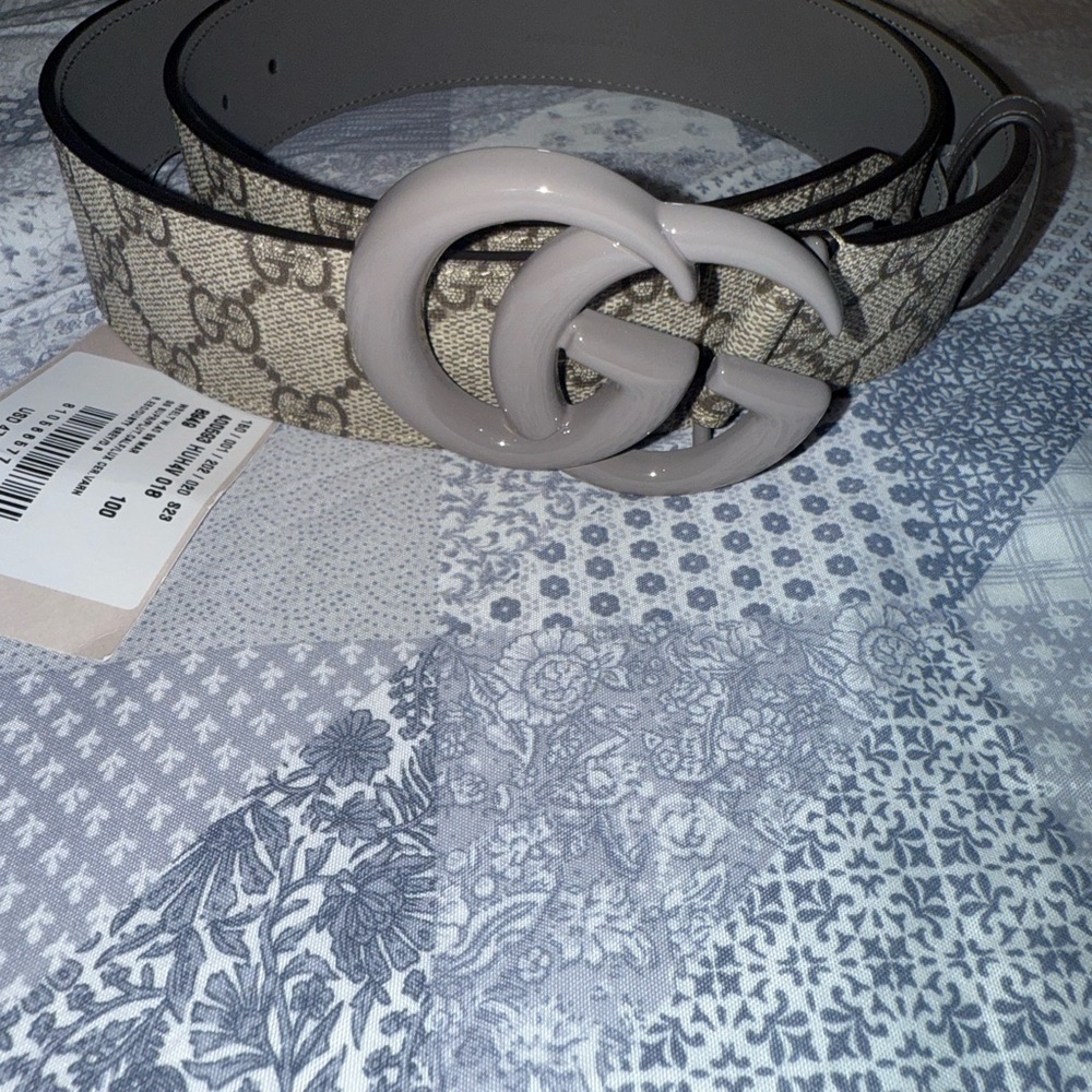 Women Gucci Designer Beige and Gray Belt